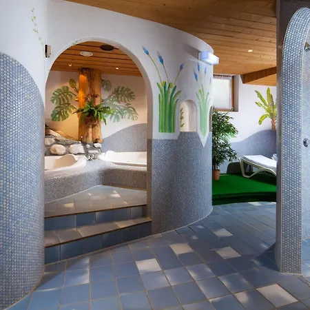 Hotel-gasthof Nutzkaser Hotel 3*