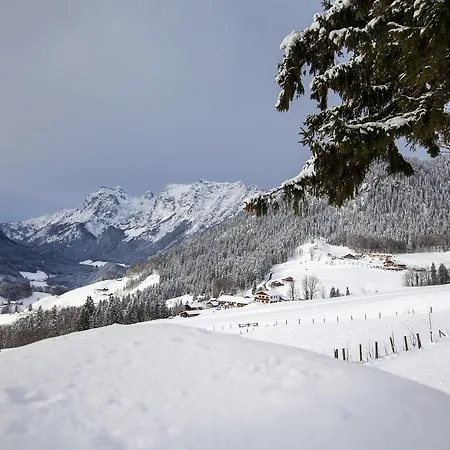 Hotel-gasthof Nutzkaser Hotel 3*